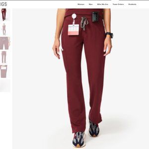 NWT**Figs Kade cargo scrub pants in Burgundy
